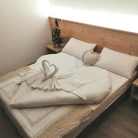 Le 4 Stagioni Hotel Cavedago Luaran gambar