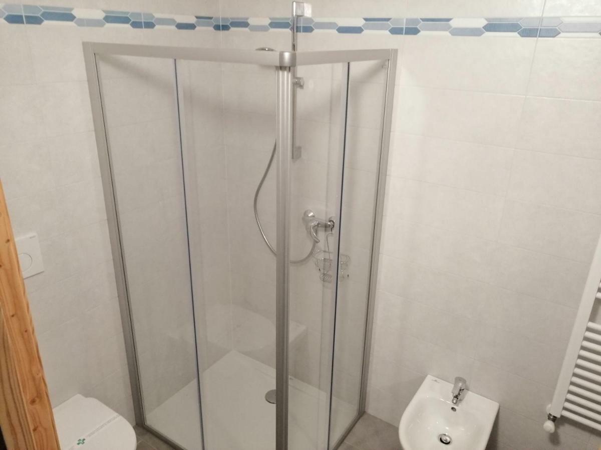 Le 4 Stagioni Hotel Cavedago Luaran gambar